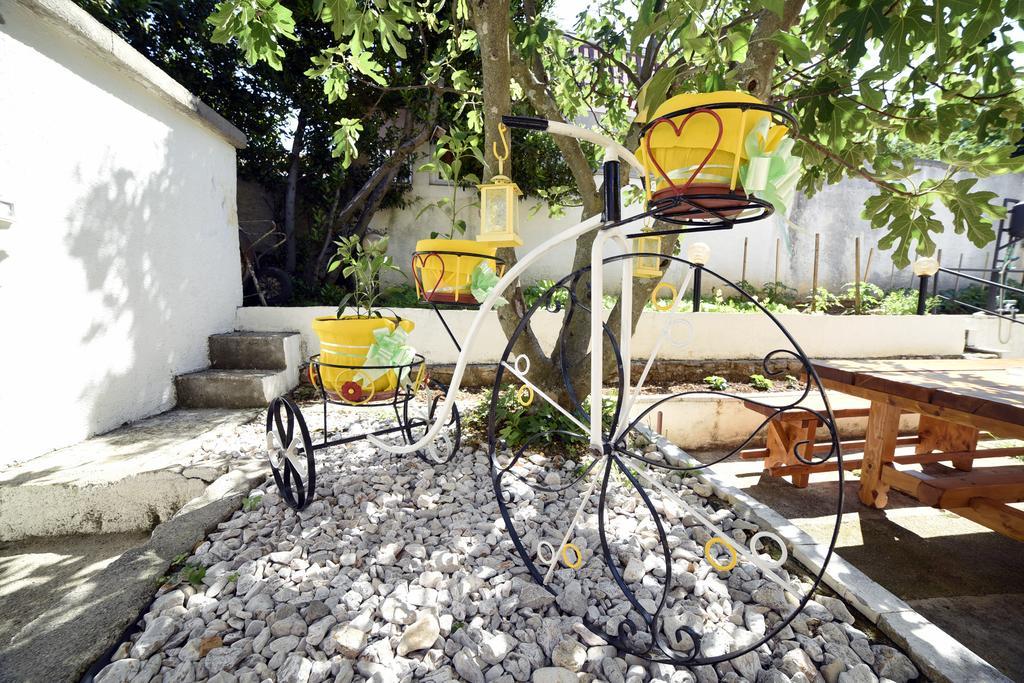Apartments Rudy Jadranovo Zewnętrze zdjęcie